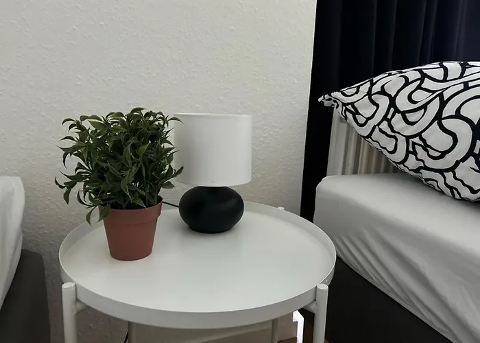 Séjour chez l'habitant Moderne In Zentraler Lage Bei Time *